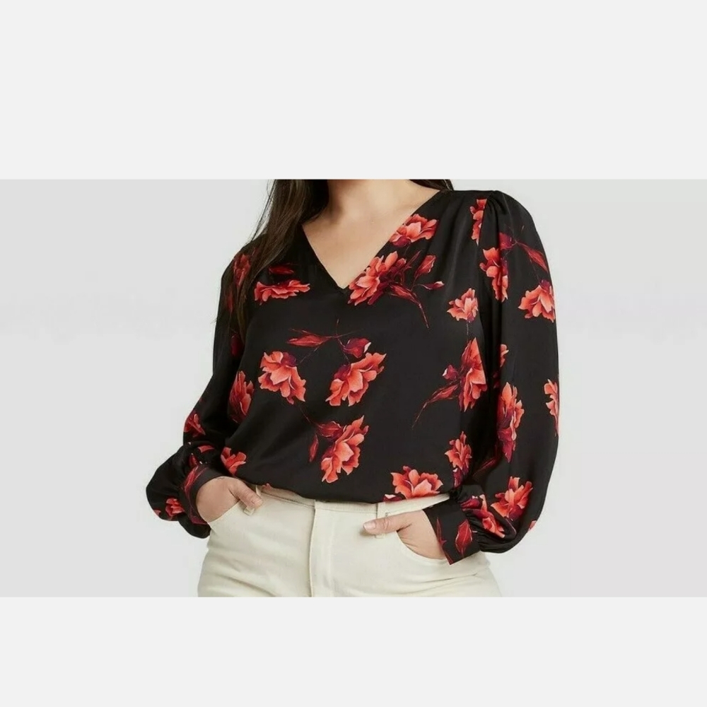 NWOT Ava & Viv Black Rose Blouse